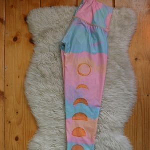 Teeki moon leggings